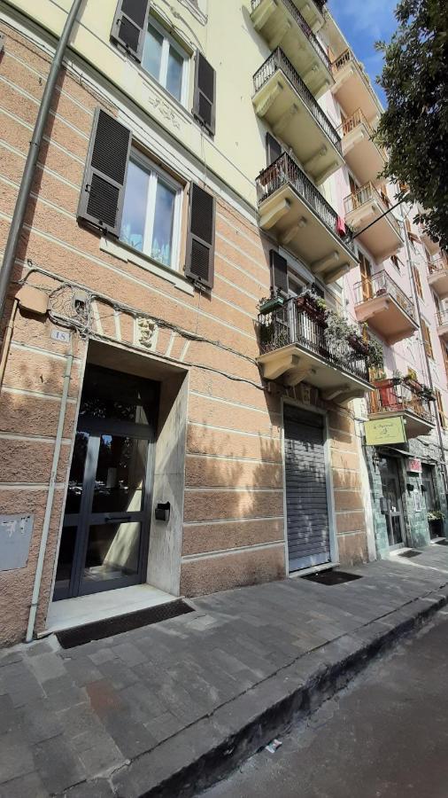 Casa Corso Colombo Savona Exterior foto